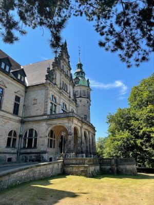 Feierliche Übergabe im Palais
